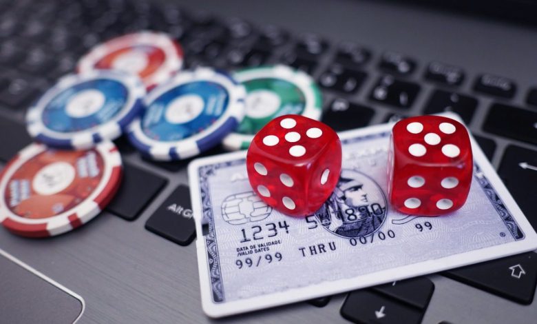 Exploring the Psyche of Online Gambling Enthusiasts: A Journey into the Digital Casino Realm